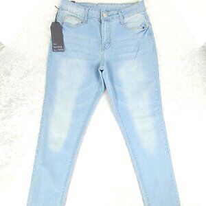 Fashion Nova U.W.J Women's Cotton Blend Light Wash Skinny Jeans Size 13/14 NWT